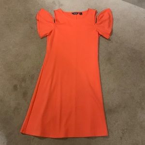 Lands’ End Women’s XS (2-4) Salmon Colored Mid-Length Dress